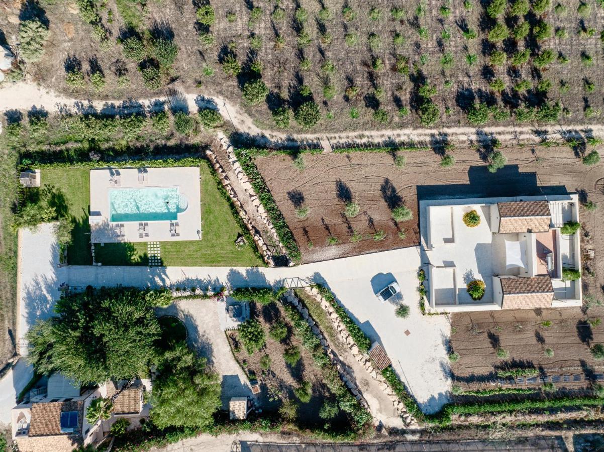Baglio Il Gelso E L'Ulivo Appartamento Il Carrubo Reitani Exterior photo